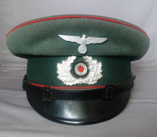 WEHRMACHT ARTILLERY NCO'S VISOR CAP