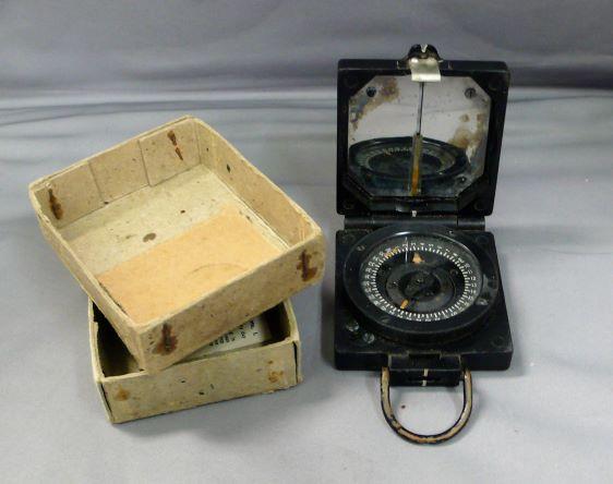 WWII BRITISH ARMY MARK 1  BOXED COMPASS