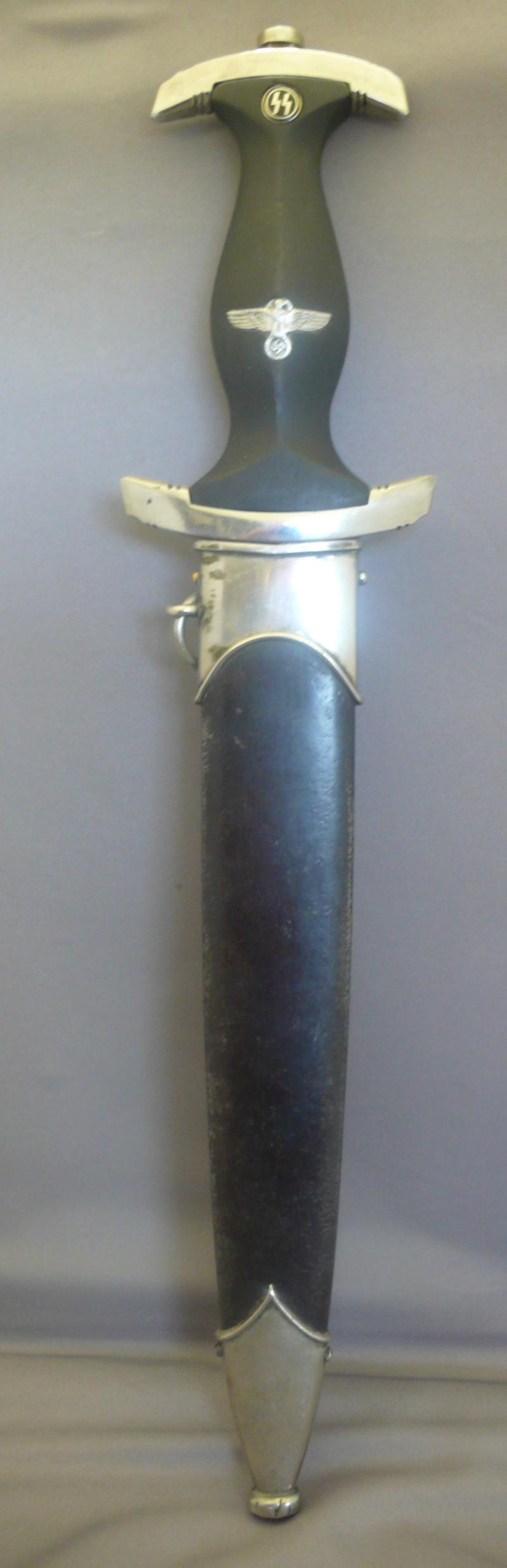 SS MANN;S DAGGER WITH FULL ROHM INSCRIPTION.