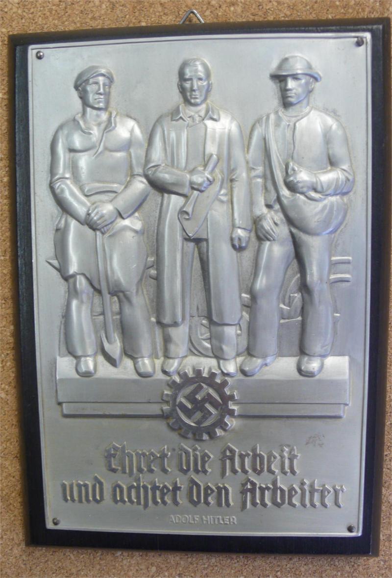 SMALL DAF  WALL/DESK PLAQUE.